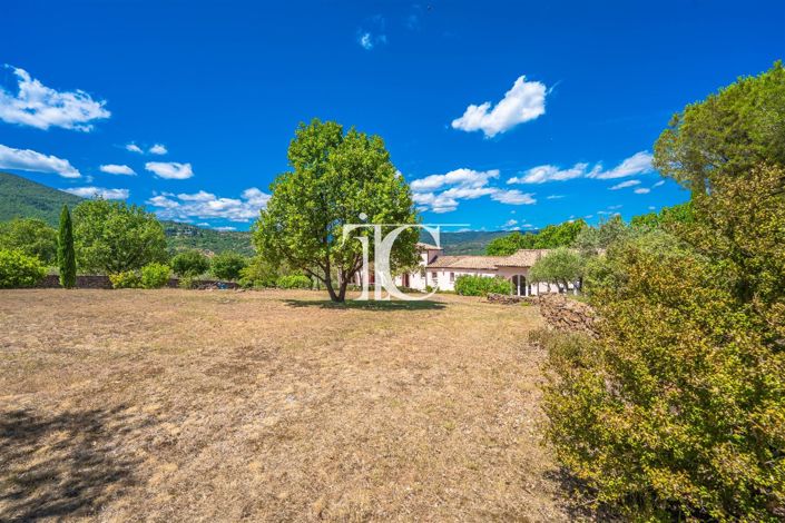 Image No.21-3 Bed House for sale