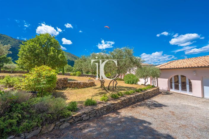 Image No.24-3 Bed House for sale