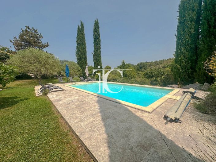Image No.4-6 Bed House for sale