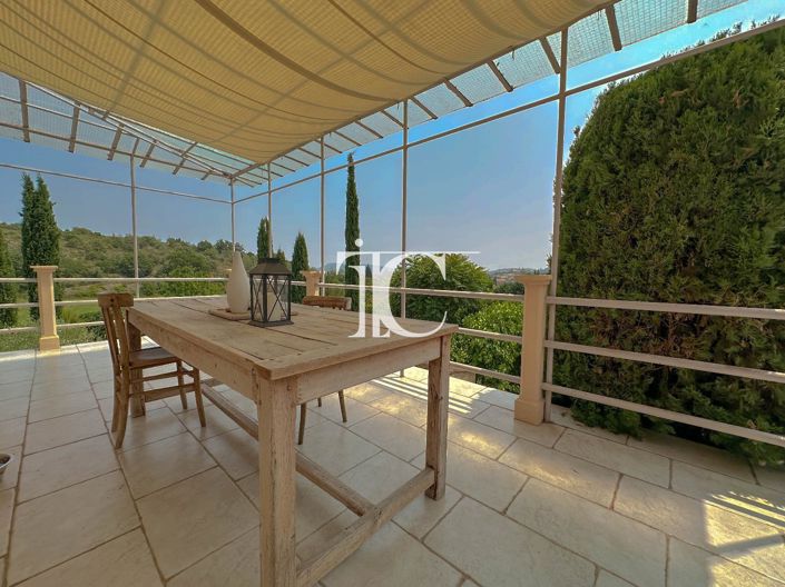Image No.6-6 Bed House for sale