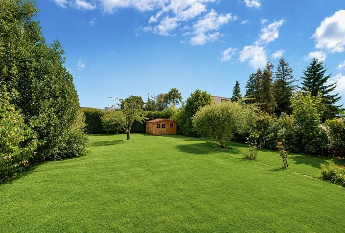 Image No.3-5 Bed House for sale