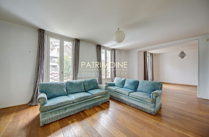 Image No.5-5 Bed House for sale