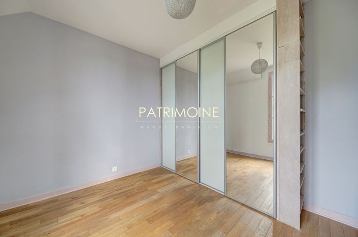 Image No.16-5 Bed House for sale