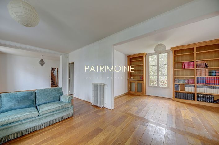 Image No.4-5 Bed House for sale