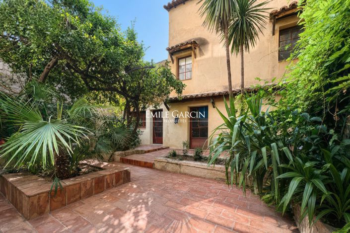 Image No.2-4 Bed House for sale
