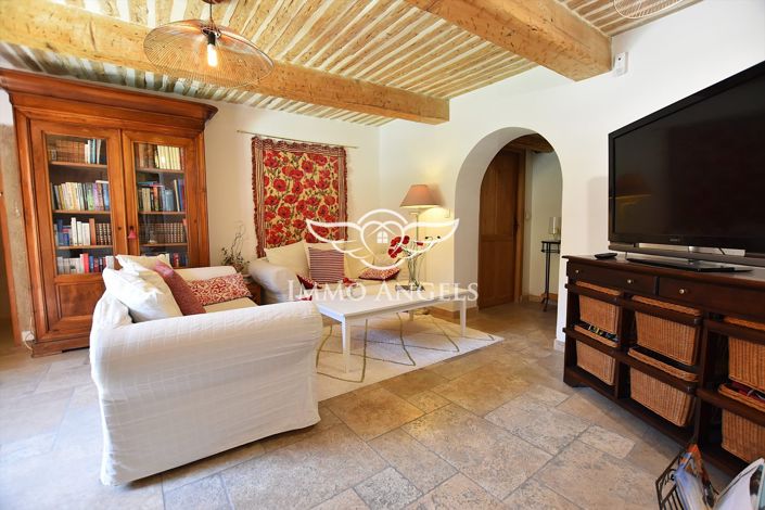 Image No.13-5 Bed Property for sale