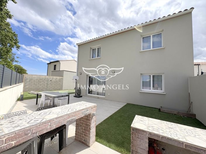Image No.12-4 Bed House for sale