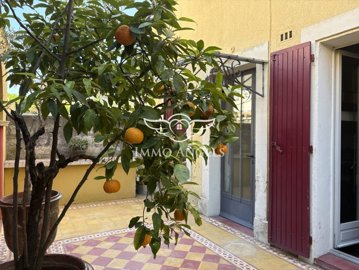 1 - Aigues-Mortes, Maison