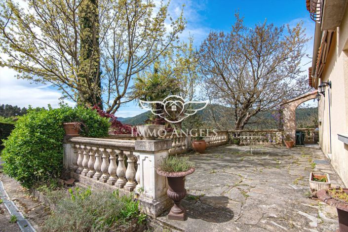 Image No.12-4 Bed House for sale