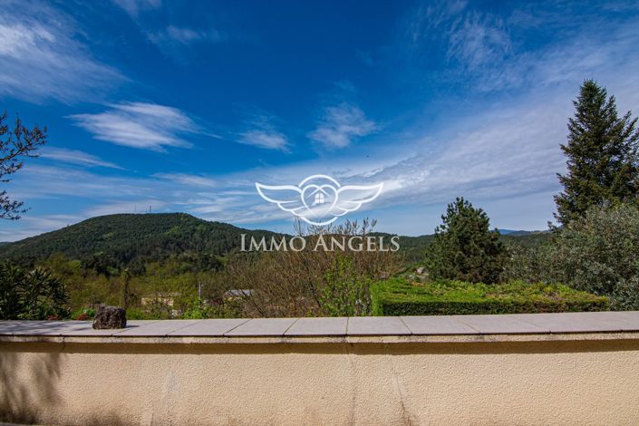 Image No.18-4 Bed House for sale