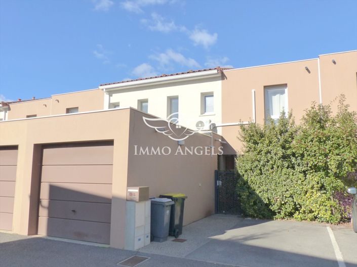 Image No.2-3 Bed House for sale