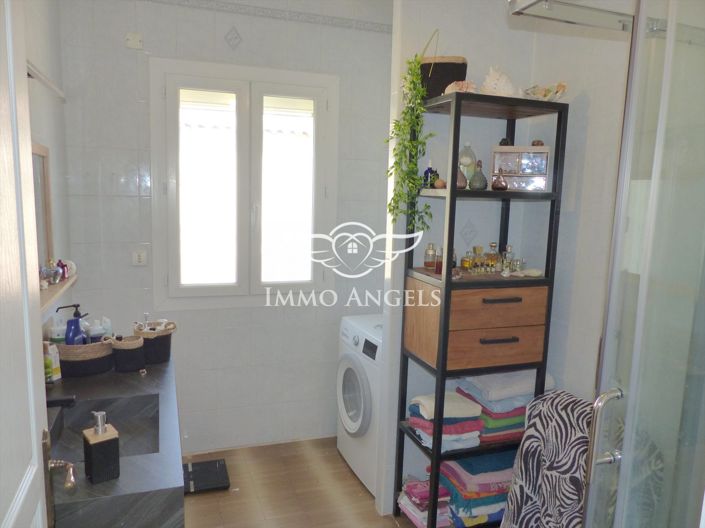 Image No.11-3 Bed Apartment for sale
