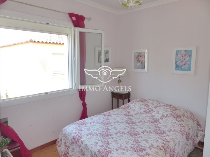 Image No.9-3 Bed Apartment for sale