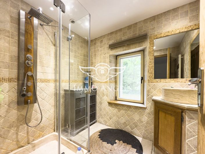 Image No.14-4 Bed House for sale