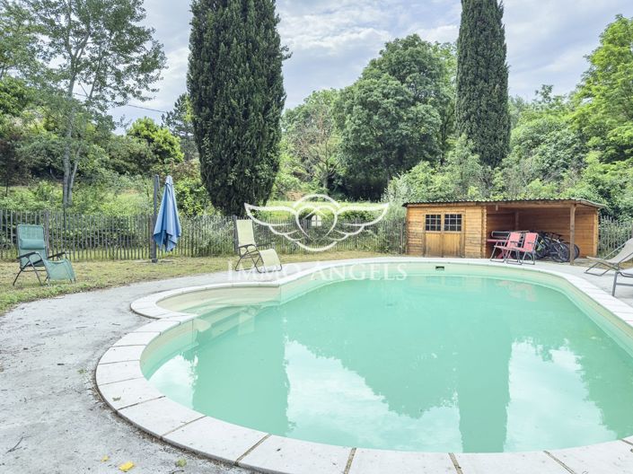 Image No.2-4 Bed House for sale