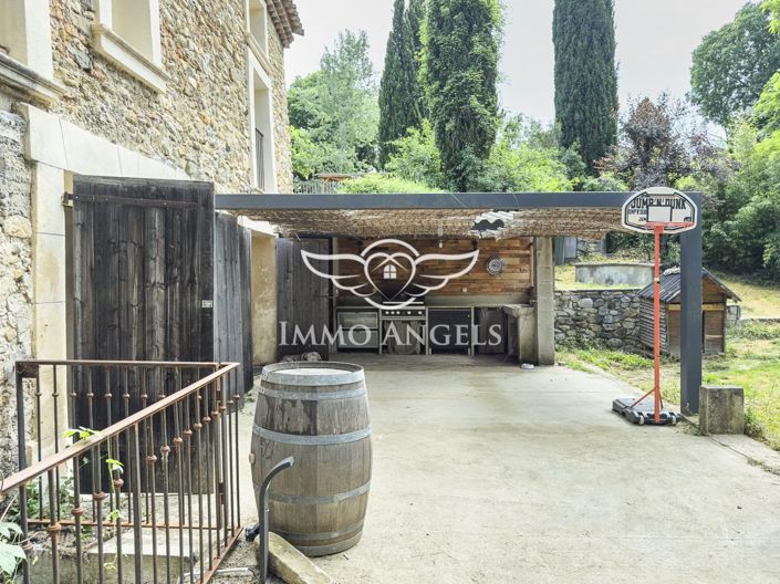 Image No.6-4 Bed House for sale