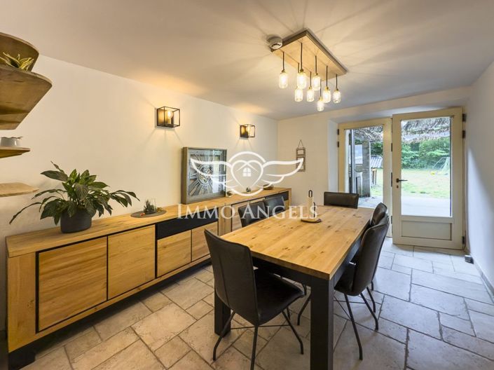 Image No.8-4 Bed House for sale