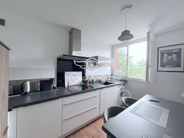Image No.10-3 Bed Apartment for sale