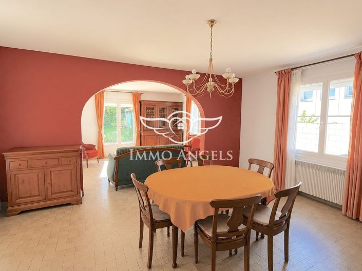 Image No.4-3 Bed House for sale