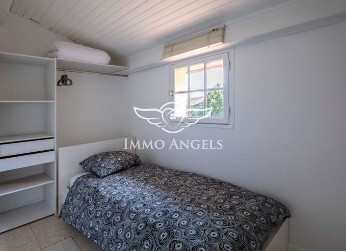 Image No.11-6 Bed House for sale
