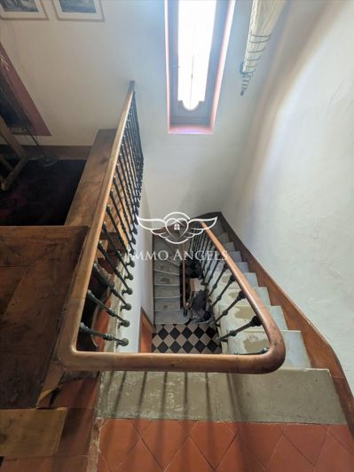Image No.15-7 Bed House for sale