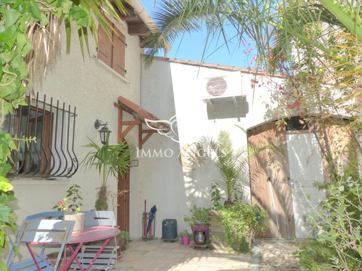 Image No.4-4 Bed House for sale