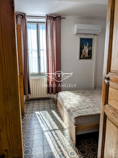 Image No.10-6 Bed House for sale