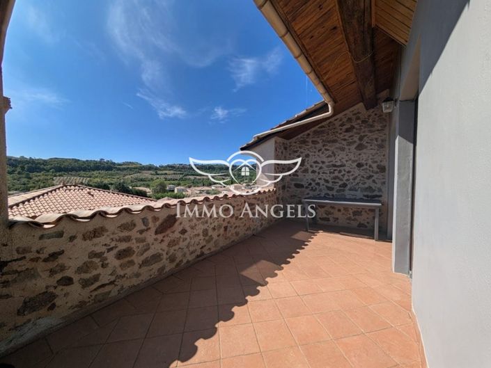 Image No.17-6 Bed House for sale