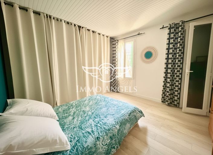 Image No.5-4 Bed House for sale
