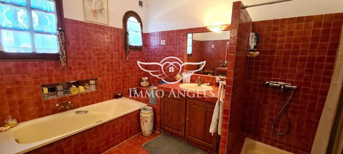 Image No.26-3 Bed House for sale