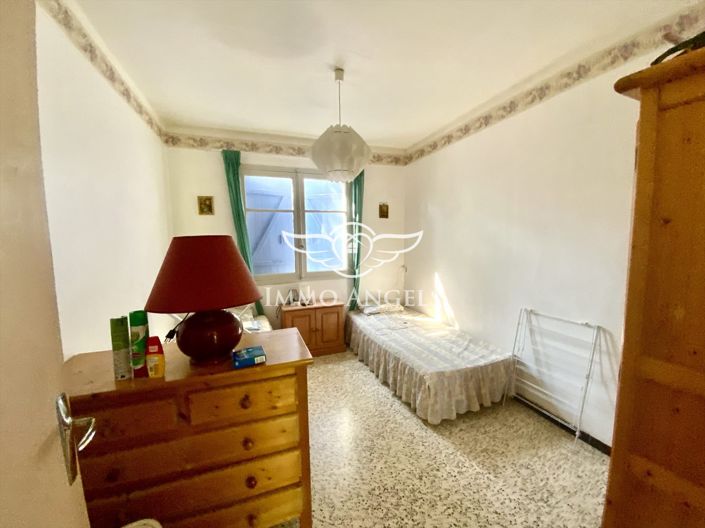 Image No.7-House for sale