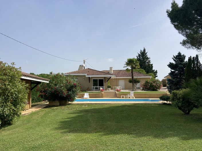 Image No.30-5 Bed House for sale