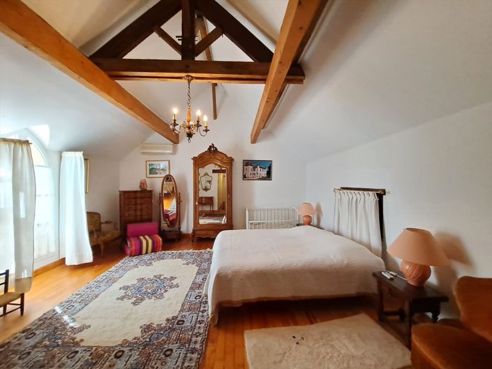 Image No.11-4 Bed House for sale