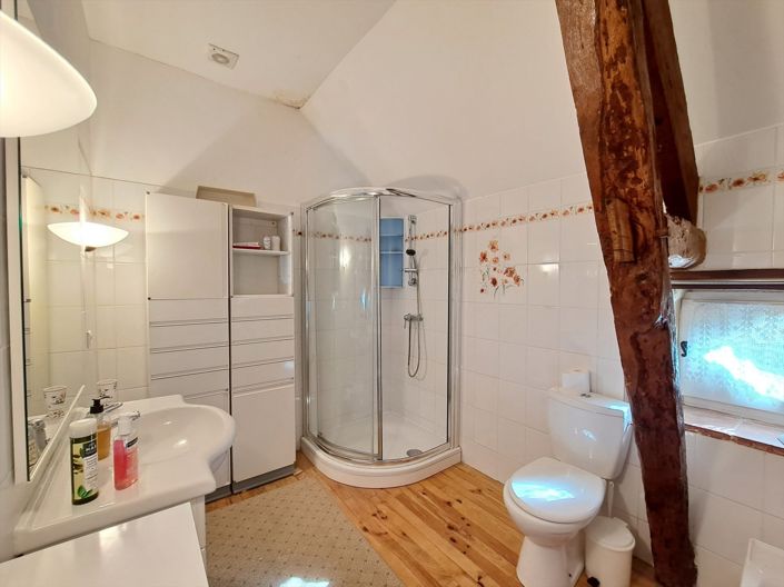 Image No.12-4 Bed House for sale