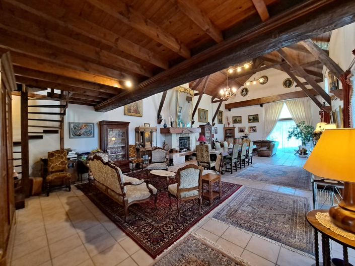 Image No.7-4 Bed House for sale