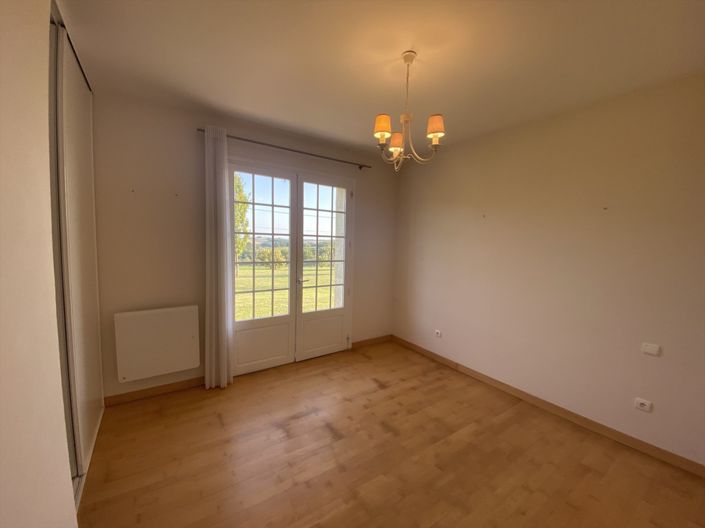 Image No.13-3 Bed House for sale