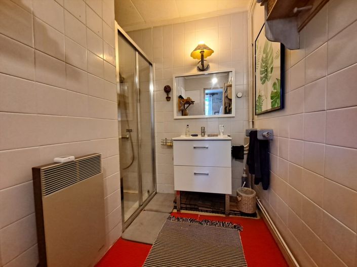Image No.14-3 Bed House for sale
