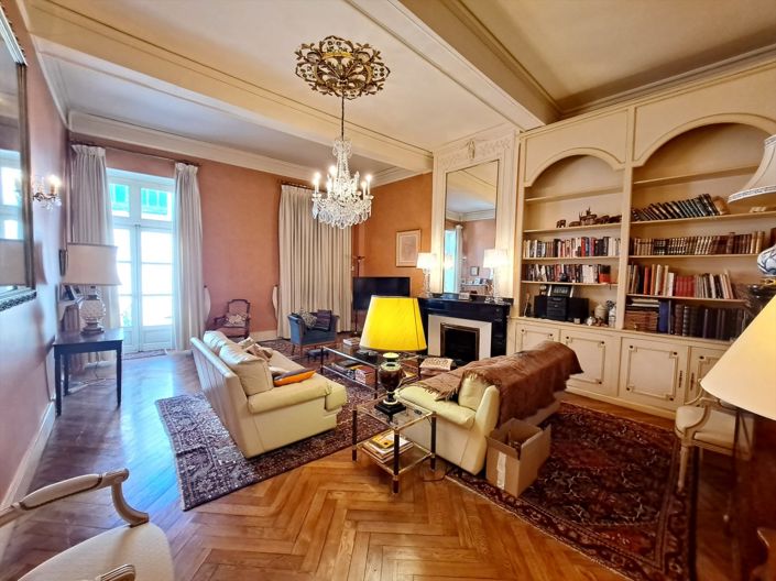 Image No.4-4 Bed House for sale