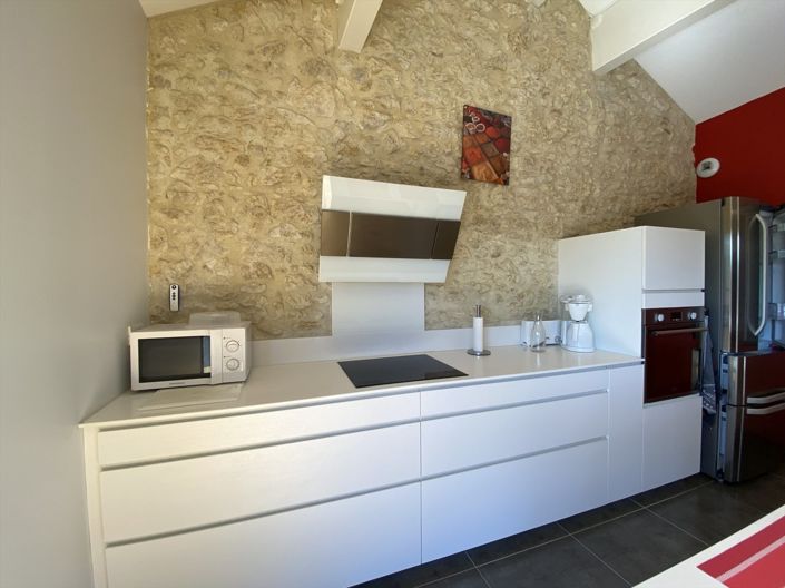 Image No.24-5 Bed House for sale