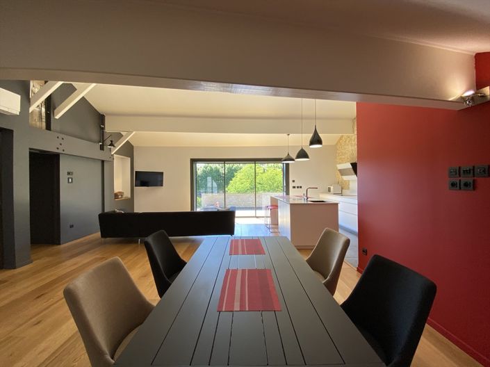 Image No.26-5 Bed House for sale