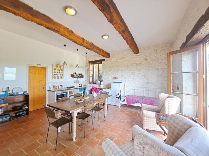 Image No.18-2 Bed House for sale