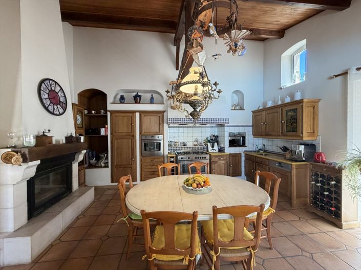 Image No.16-3 Bed House for sale