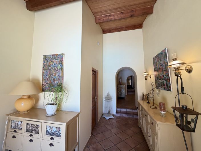 Image No.9-3 Bed House for sale