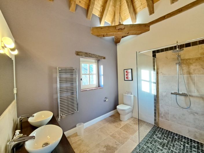 Image No.11-7 Bed House for sale