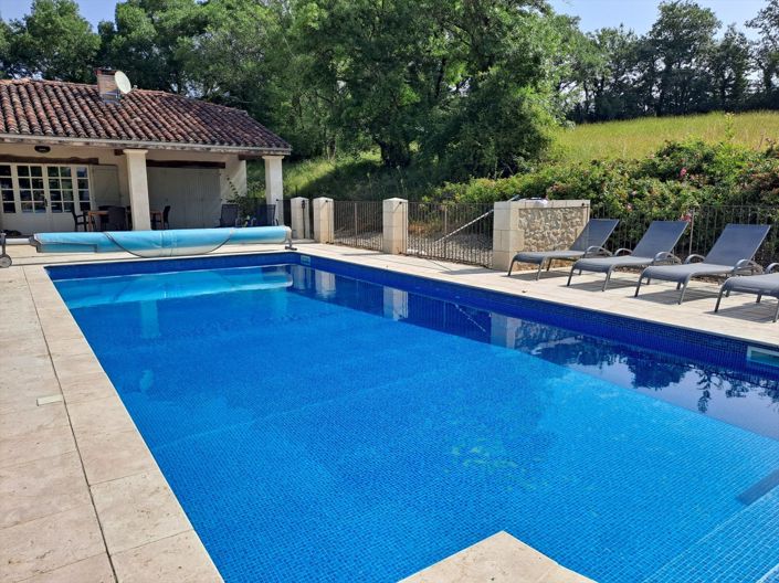 Image No.25-7 Bed House for sale