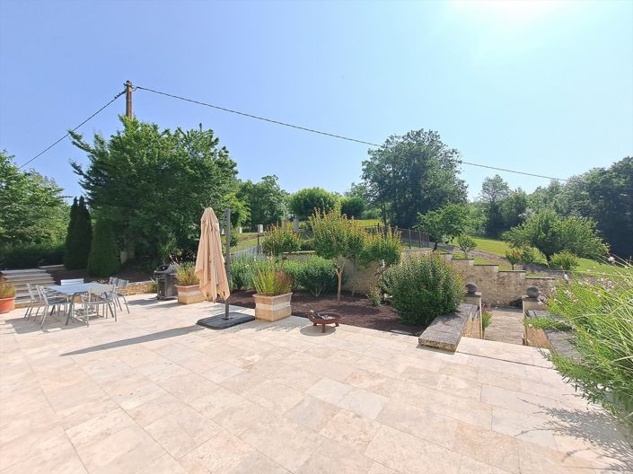 Image No.28-7 Bed House for sale