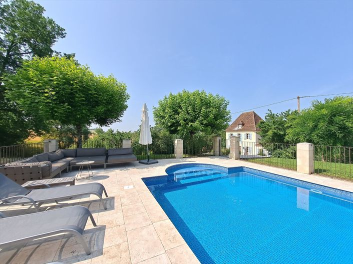 Image No.3-7 Bed House for sale