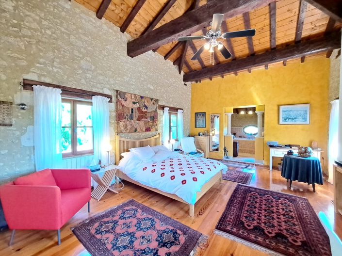 Image No.15-5 Bed House for sale