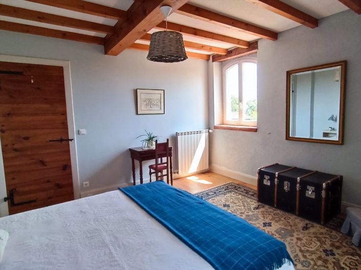 Image No.24-6 Bed House for sale