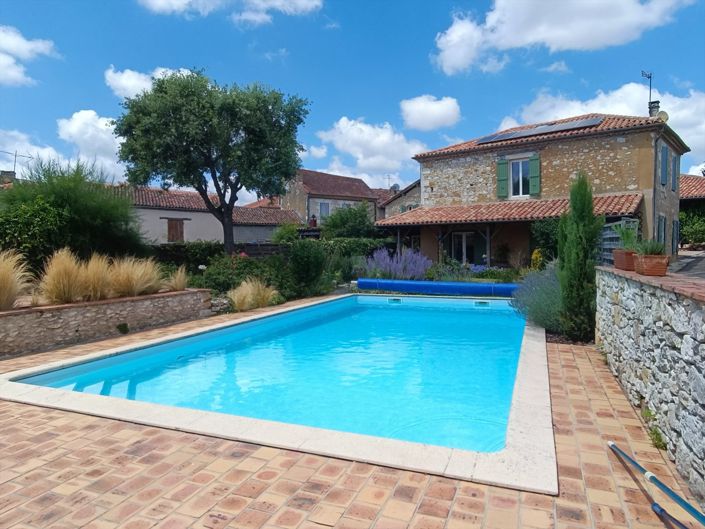Image No.29-6 Bed House for sale